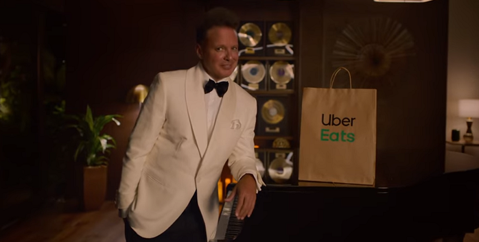 “Esta noche, voy a cenar”, una campaña protagonizada por Luis Miguel