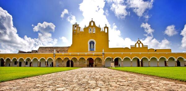 Foto el pueblo de Izamal