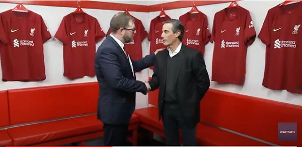 afizzionados y el club de fútbol Liverpool suscriben acuerdo de patrocinio en México