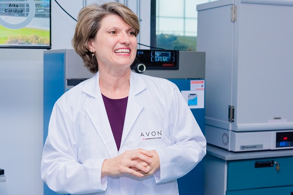 Avon inaugura laboratorio de Investigación y Desarrollo en México
