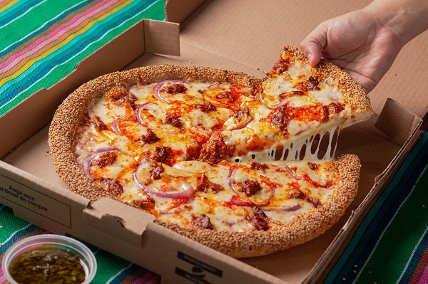 Benedetti 's Pizza empieza su MEGA GRITO: ¡que VIVA MÉXICO!