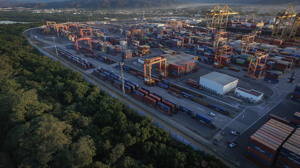 Terminal mexicana aumenta 128% el movimiento de contenedores de ferrocarril