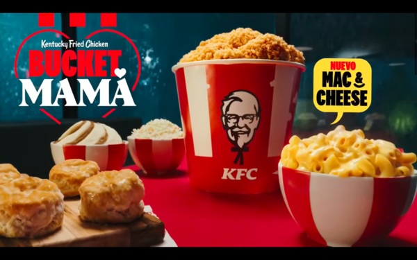 fotograma del comercial bucket mamá