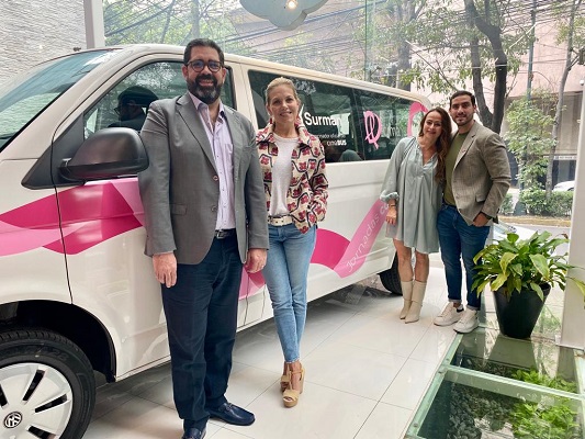Grupo Surman dona un VW a Fundación CIMA