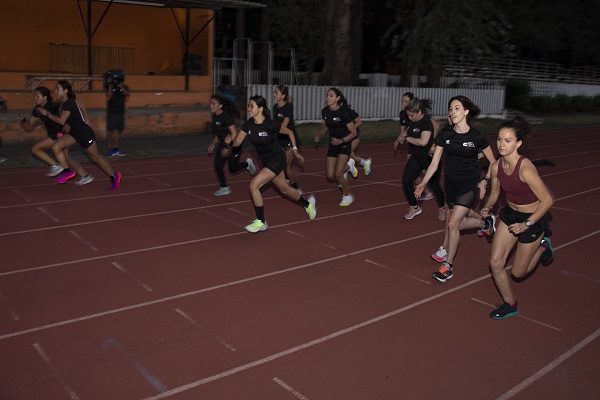  ¿Cómo prepararse para correr una carrera de una milla?