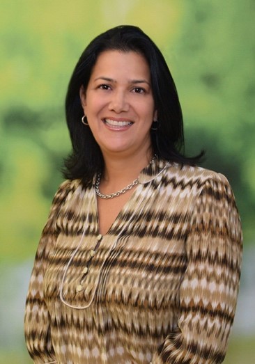 Analilia Silva Noguera, Académica de la Facultad de Empresariales de la UP