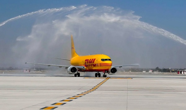 DHL Express México inicia la operación de vuelos de carga en el AIFA