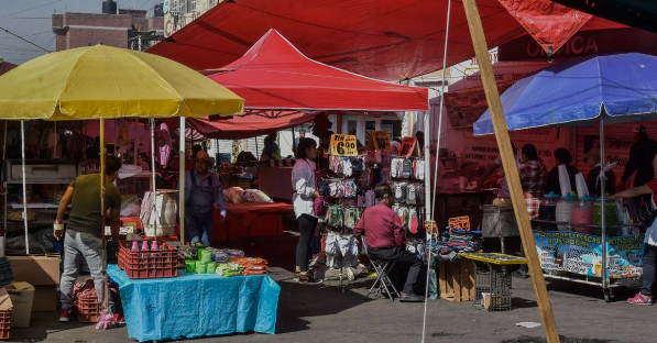 Prevalece y crece el mercado informalidad