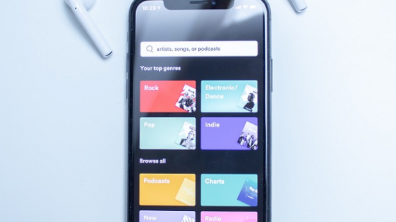 Audio, una forma de conectar con centennials y millennials
