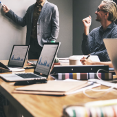 El desafío no es hacer más. Es sostener mejor